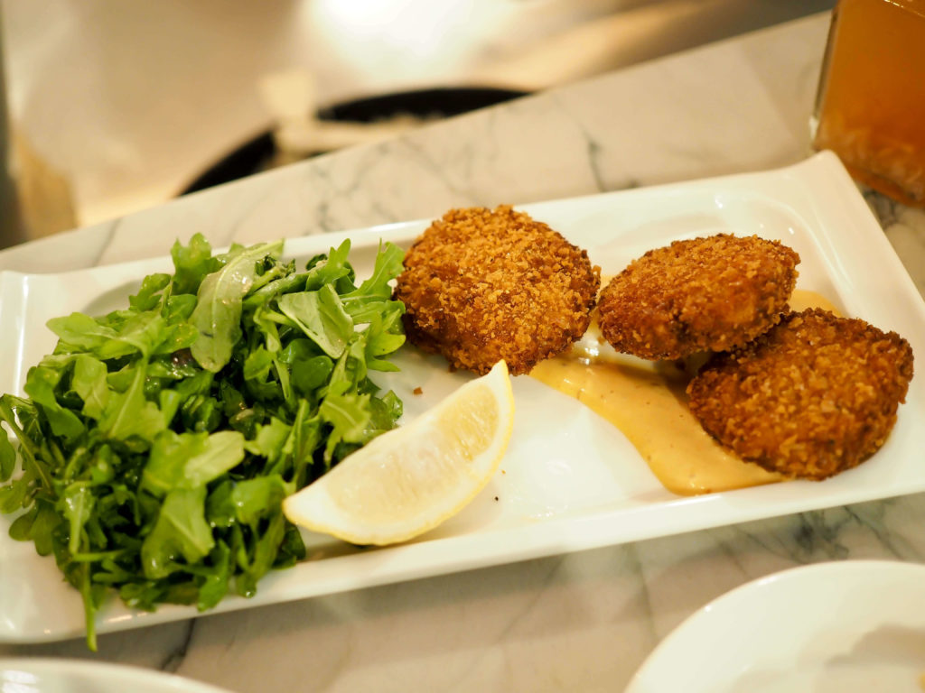 crab cakes